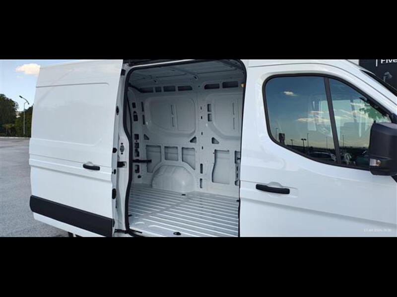 Nissan Interstar