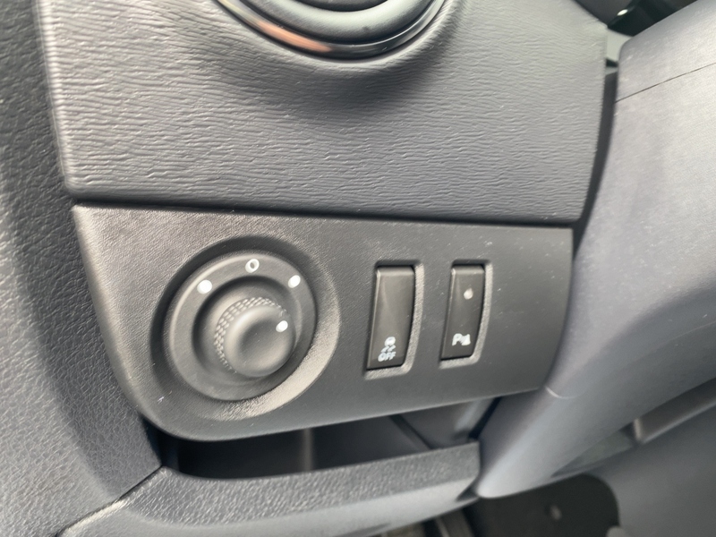 Fahrzeugabbildung Lodgy Comfort TCe 100 GPF 5-Sitzer Bild 14 von 20