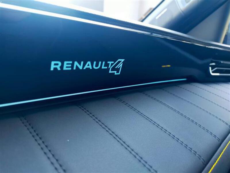 Renault 4