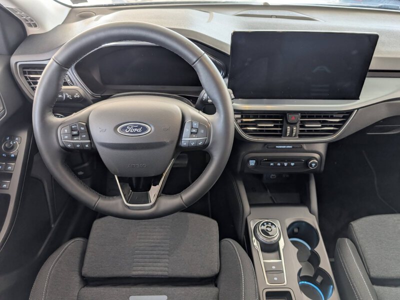 Fahrzeugabbildung Focus Turnier 1.5 EcoBlue Active X AHK B&O ACC Bild 15 von 43