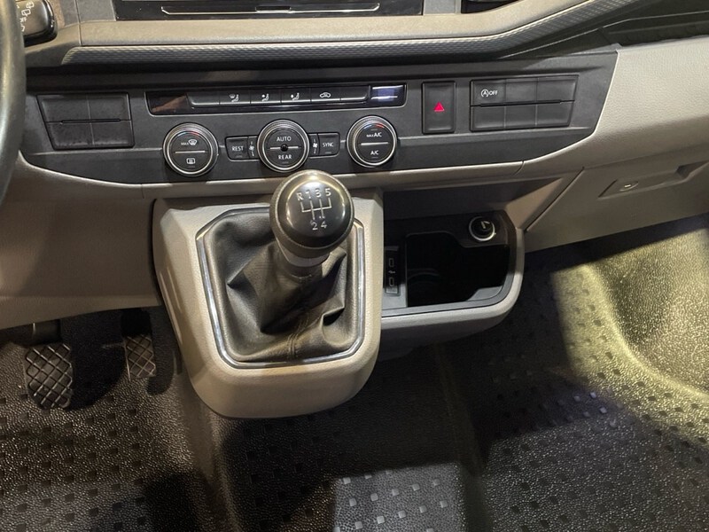 Volkswagen Caravelle