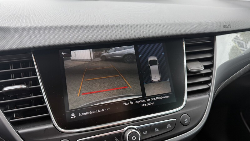 Fahrzeugabbildung Crossland Turbo Bild 16 von 16