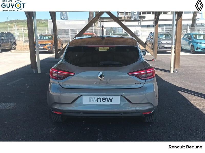 Renault Clio V