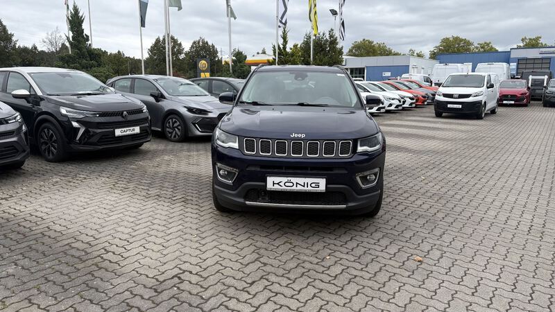 Fahrzeugabbildung Compass Limited 1.4 MultiAir 170PS 4x4 AT9 Bild 2 von 17