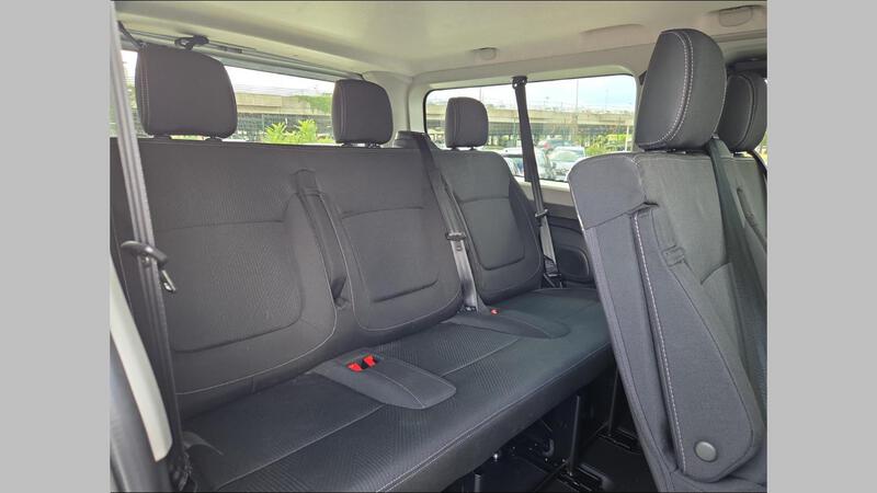 Renault Trafic Combi