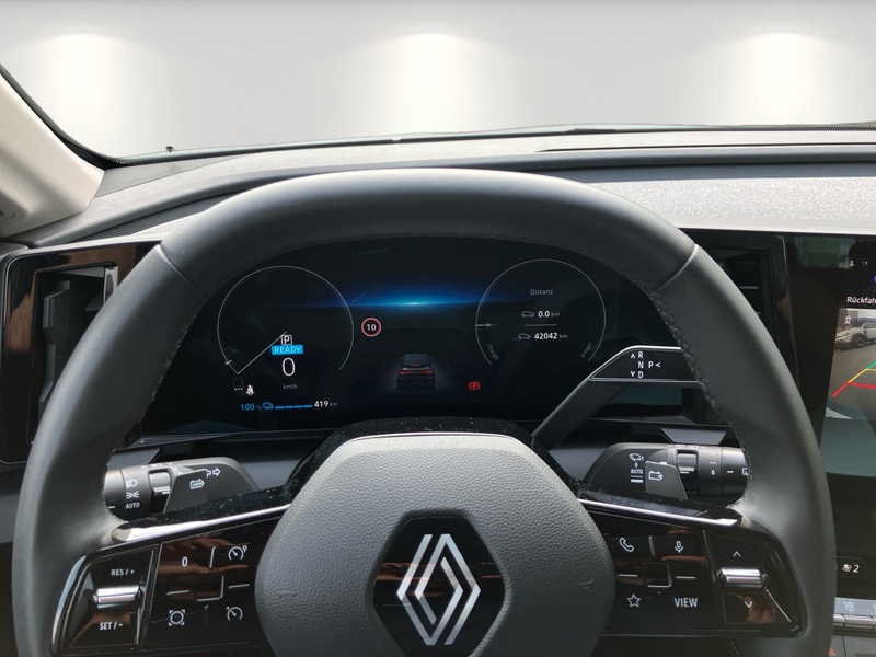 Fahrzeugabbildung Megane E-TECH ER City-Paket/LED/AHK Bild 12 von 17
