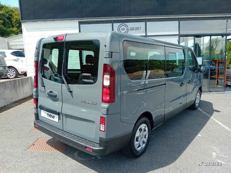 Renault Trafic Combi