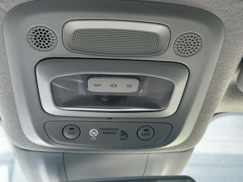 Fahrzeugabbildung 500e 42kWh 118PS Automatik Klimaautomatik DAB+ Bild 20 von 20