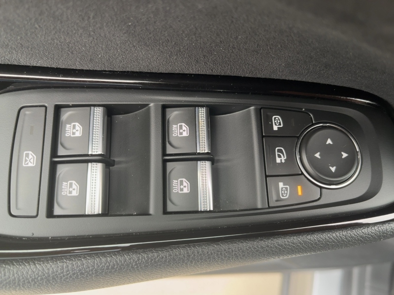 Fahrzeugabbildung Austral Iconic Esprit Alpine Mild 160 Automatik Bild 14 von 16