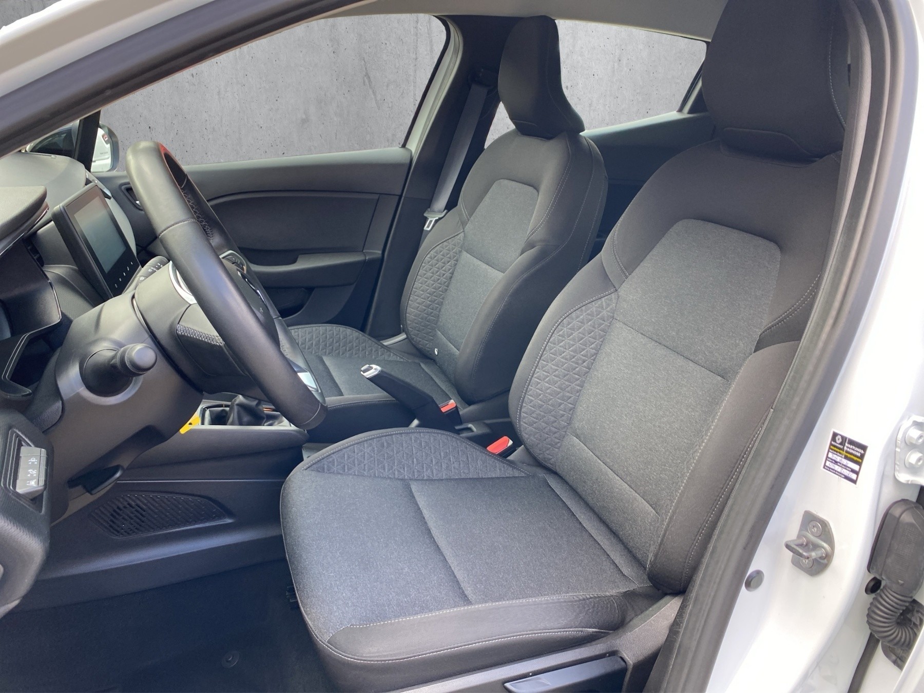 Renault Clio – Bild 8