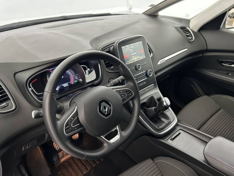 Renault Scenic IV