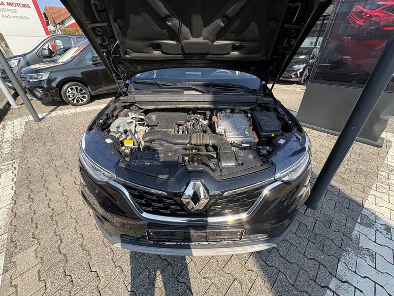 Fahrzeugabbildung Arkana Techno 1.6 Hybrid 145 E-Tech Bild 16 von 18