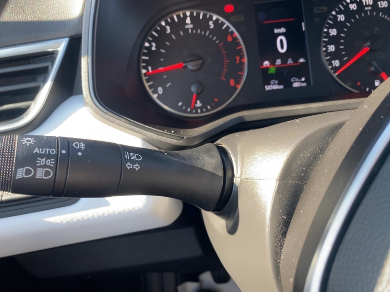 Fahrzeugabbildung Clio EVOLUTION SCe 65 Bild 16 von 21
