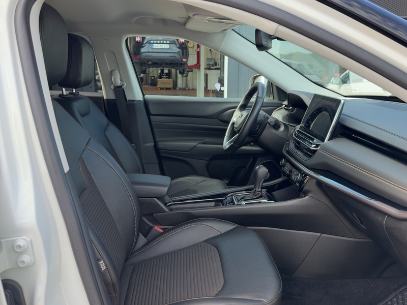 Fahrzeugabbildung Compass  High Upland Plug-In Hybrid 4xe Bild 11 von 15