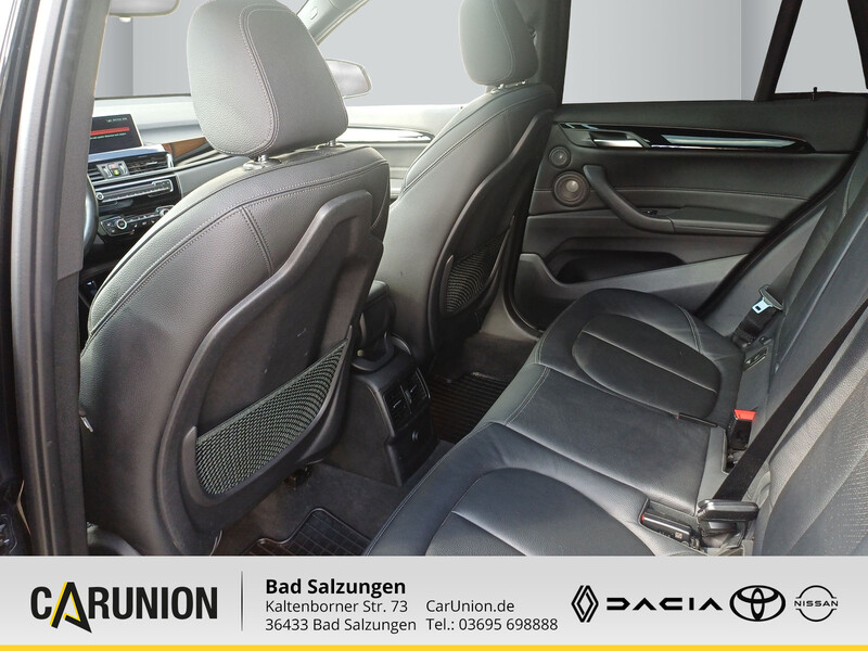 Fahrzeugabbildung X1 xDrive 25 i M Sport Bild 8 von 12