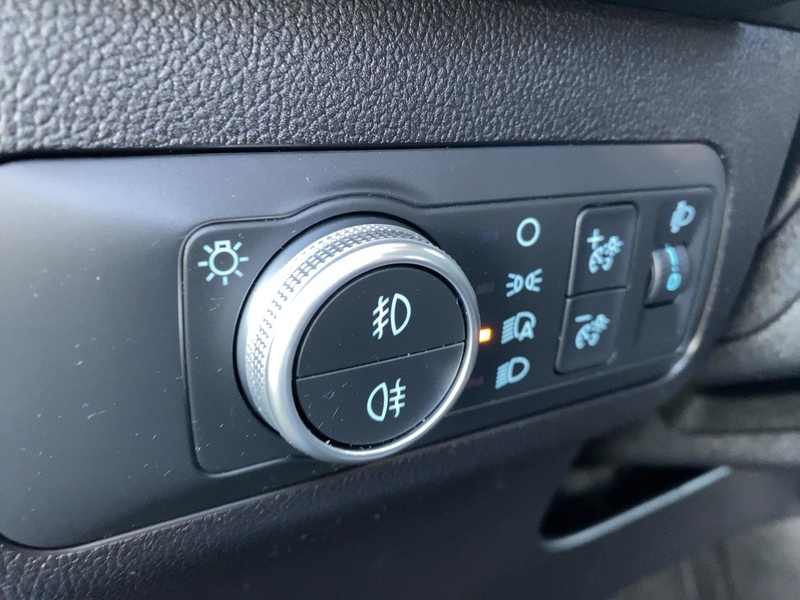 Fahrzeugabbildung Kuga Cool & Connect 1.5L 150PS M6 FWD Bild 14 von 21