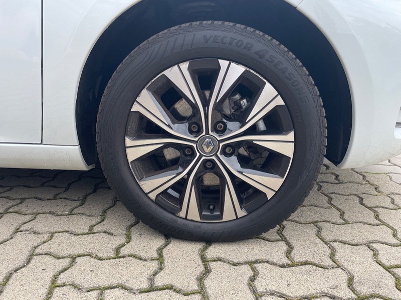 Fahrzeugabbildung Zoe +++Klima+++Navi+++ Bild 11 von 42