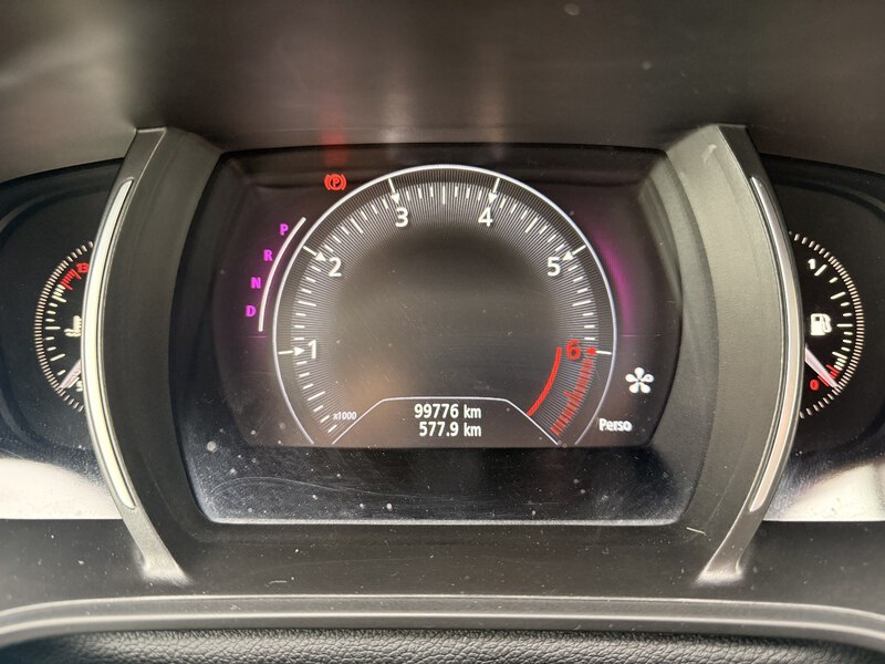 Fahrzeugabbildung Megane IV Lim. 5-trg Intens 1.2 TCe 130 ENERGY Bild 6 von 7