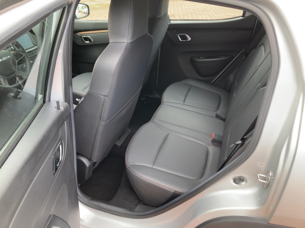 Dacia Spring – Bild 8