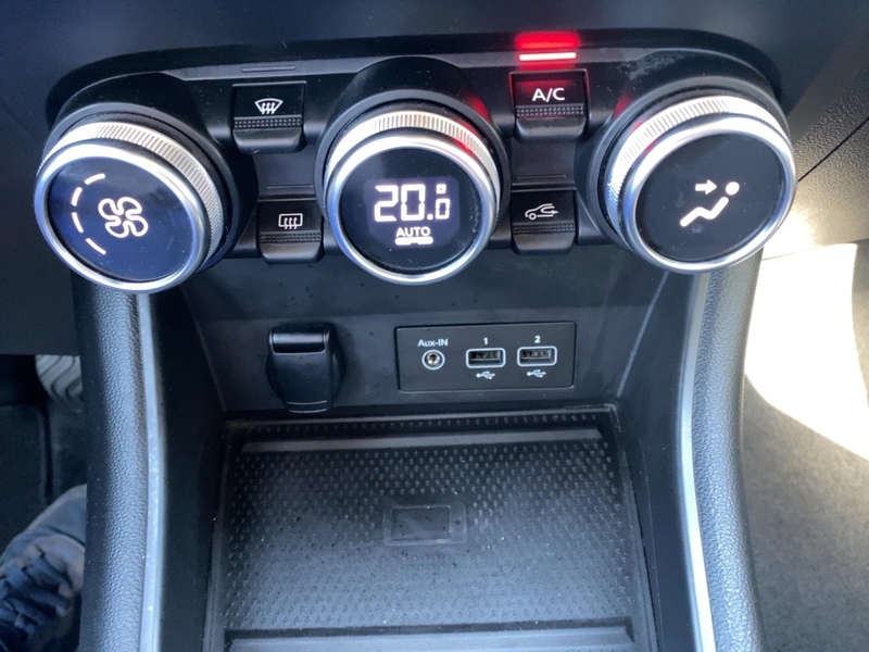 Fahrzeugabbildung Captur AHK abnehmbar Bild 18 von 21