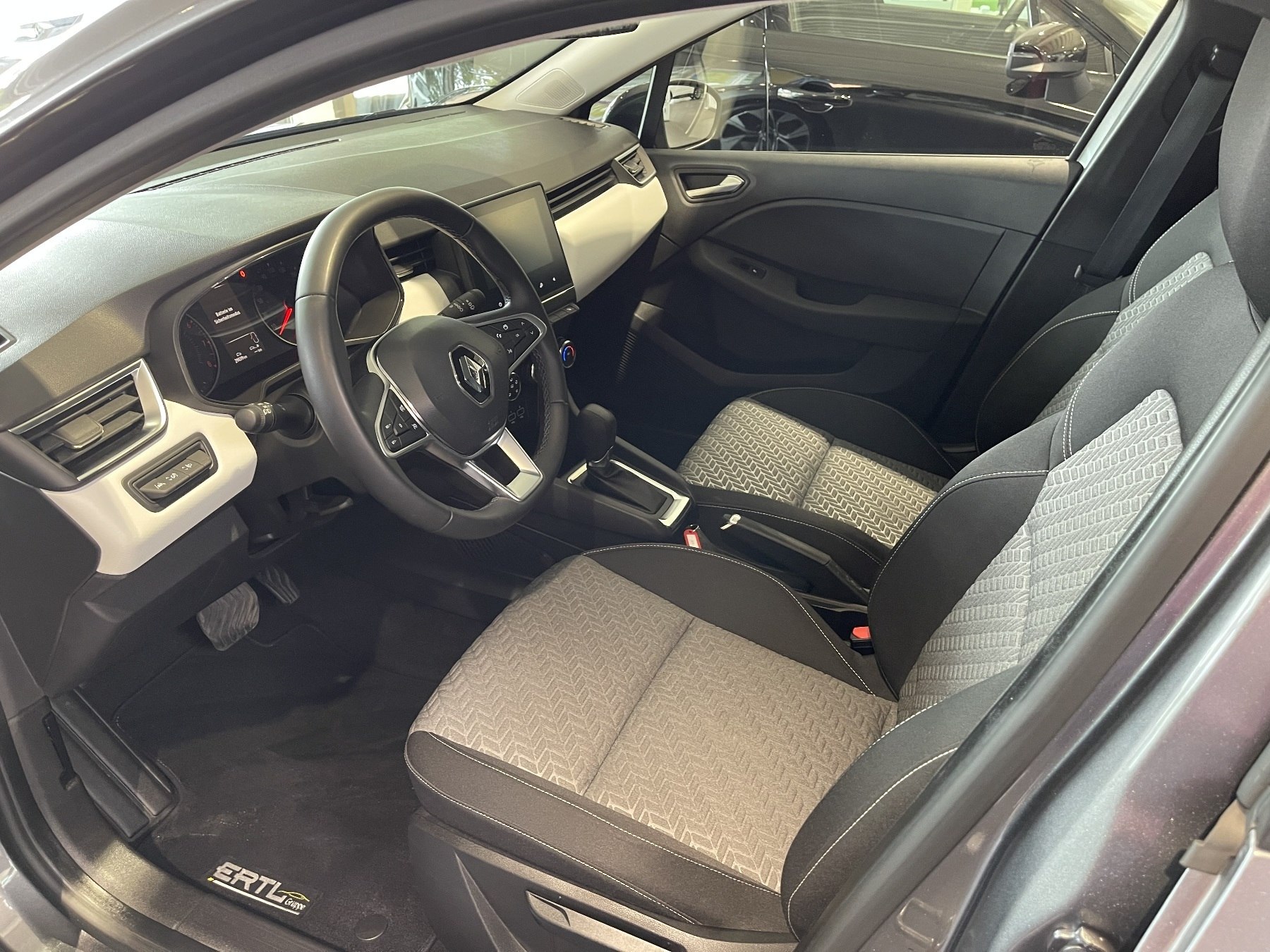 Renault Clio – Bild 29