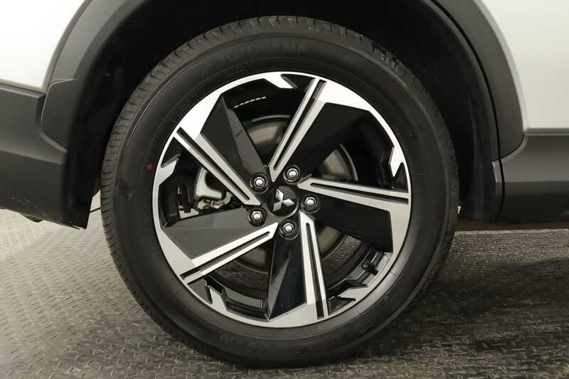 MITSUBISHI Eclipse Eclipse Cross 2.4 PHEV eMotion — photo 5