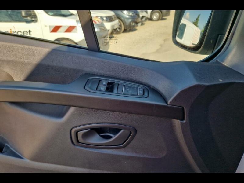 Renault Trafic Combi