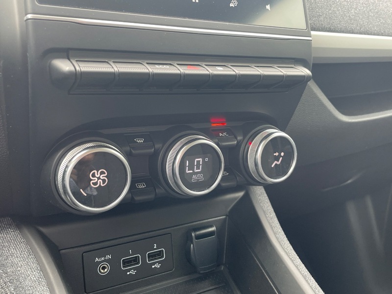 Fahrzeugabbildung Zoe +++Klima+++Navi+++ Bild 27 von 42