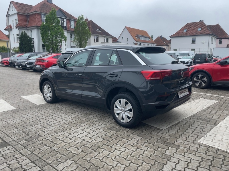 Fahrzeugabbildung T-Roc Allwetter+Sitzhz+Navi+ Bild 2 von 31
