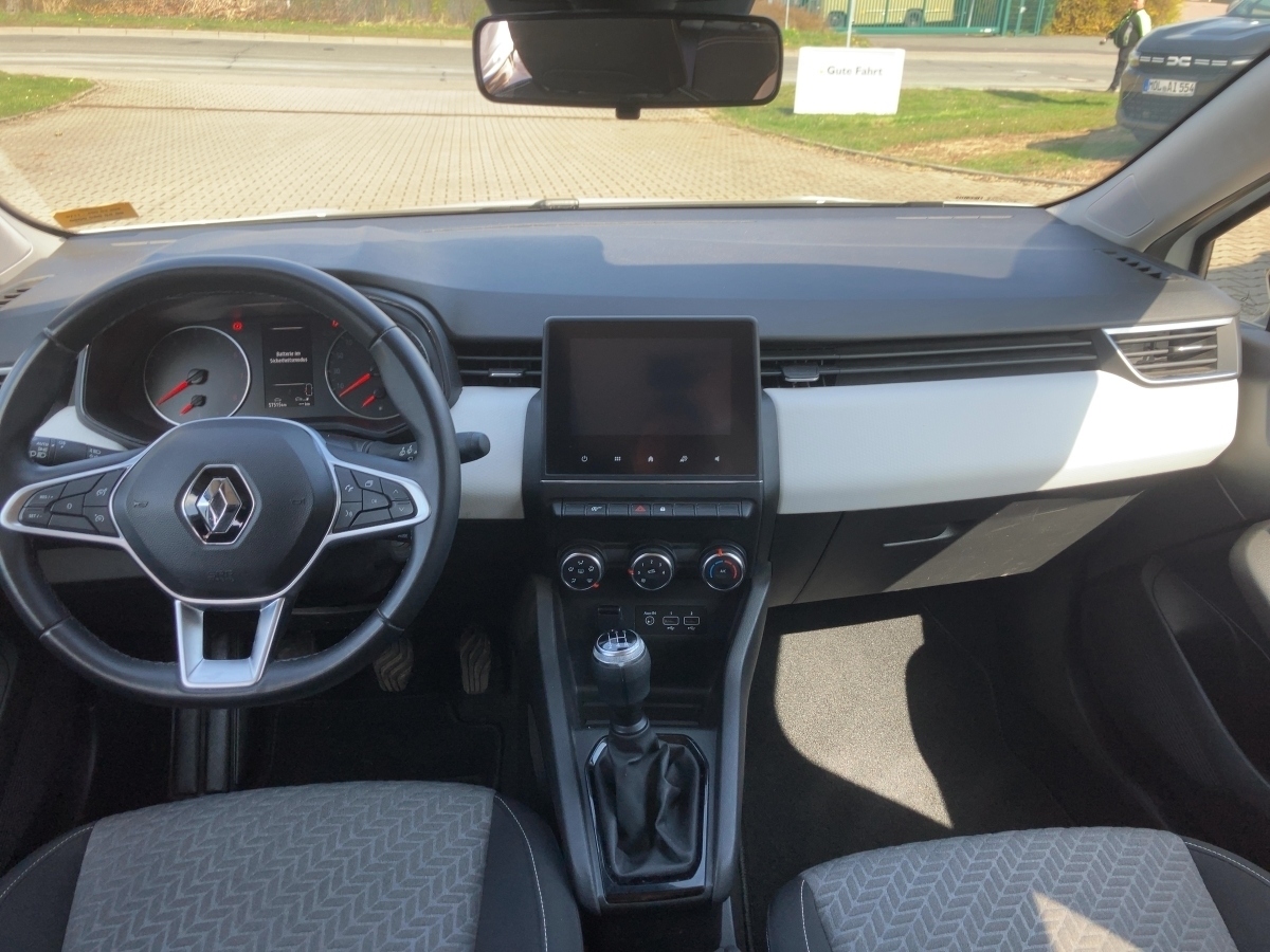 Renault Clio – Bild 9
