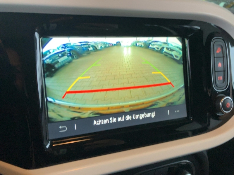 Fahrzeugabbildung Twingo E-TECH 100% el. TWINGO E-Tech 100% elektrisch Bild 16 von 17