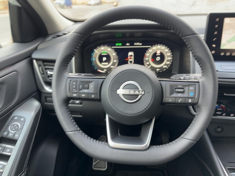 Fahrzeugabbildung Qashqai N-Connecta 1.5 VC-T e-POWER 190PS 4x2 WK Bild 9 von 20