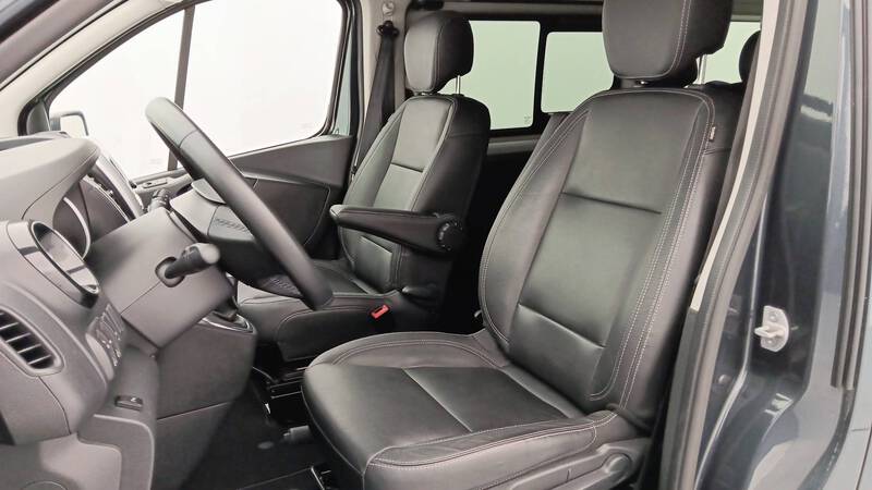 Renault Trafic Combi