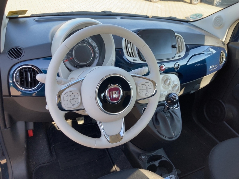 Fahrzeugabbildung 500 1.0 70PS Klima DAB+ Carplay Alufelgen Bild 9 von 20