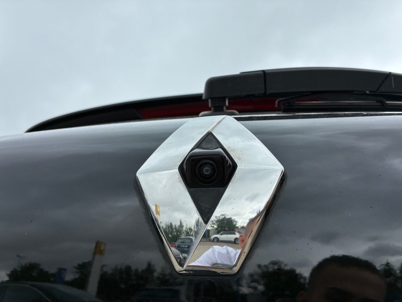 Fahrzeugabbildung Captur +Automatik+PDC+ Bild 47 von 47