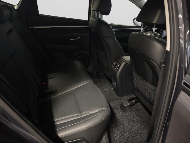 Fahrzeugabbildung TUCSON 1.6 GDI Turbo 180PS (+48V) 7-DCT 4WD PRIME MJ23 Bild 14 von 15