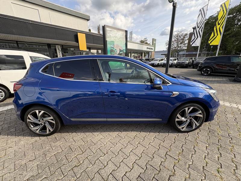 Fahrzeugabbildung Clio V 1.0 TCe 100 Intens Bild 3 von 18
