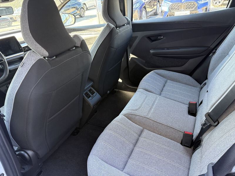 Fahrzeugabbildung Scenic E-TECH 100% ele Evolution 170 Comfort Range h Bild 6 von 14