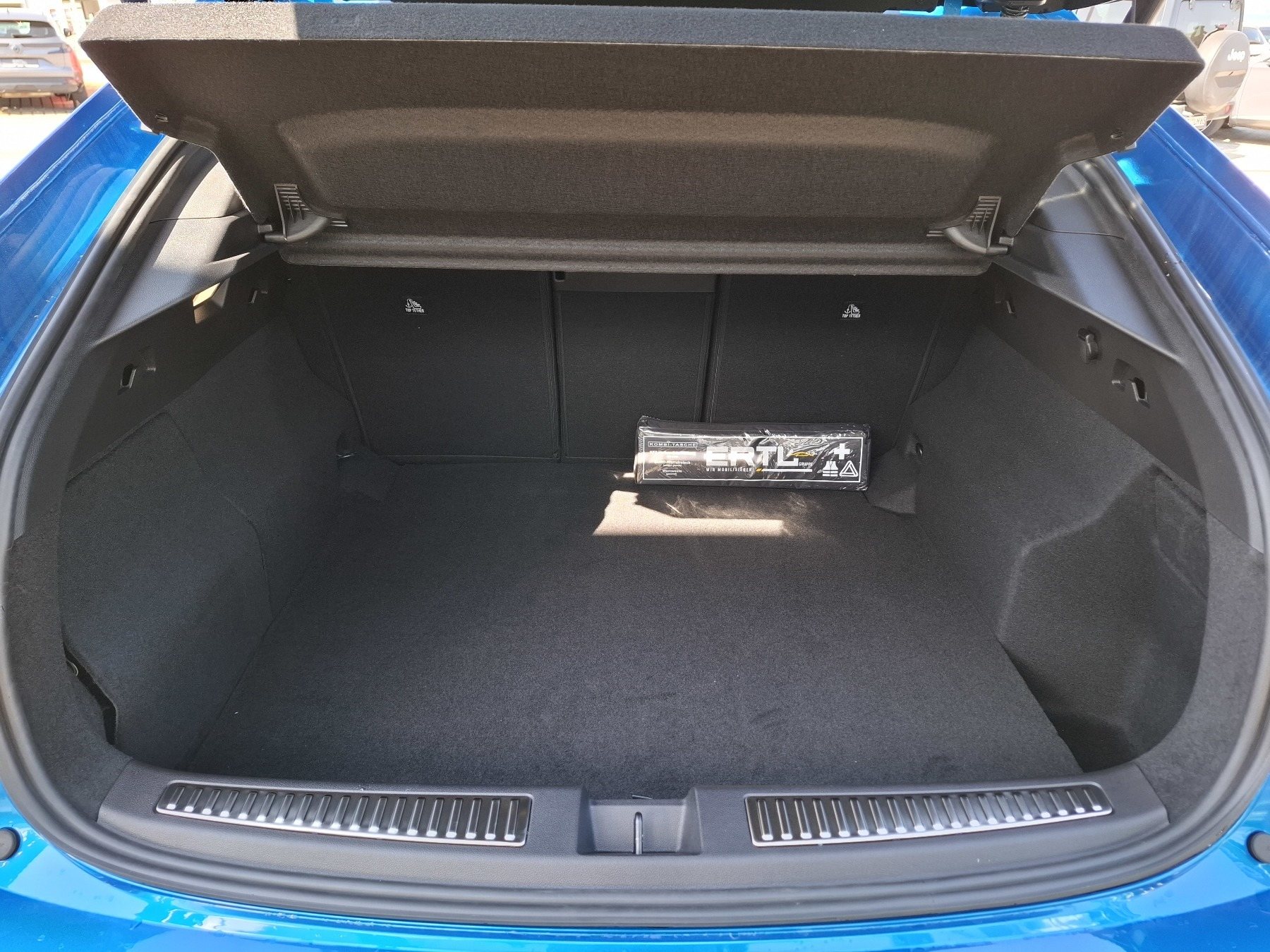 Renault Rafale – Bild 10