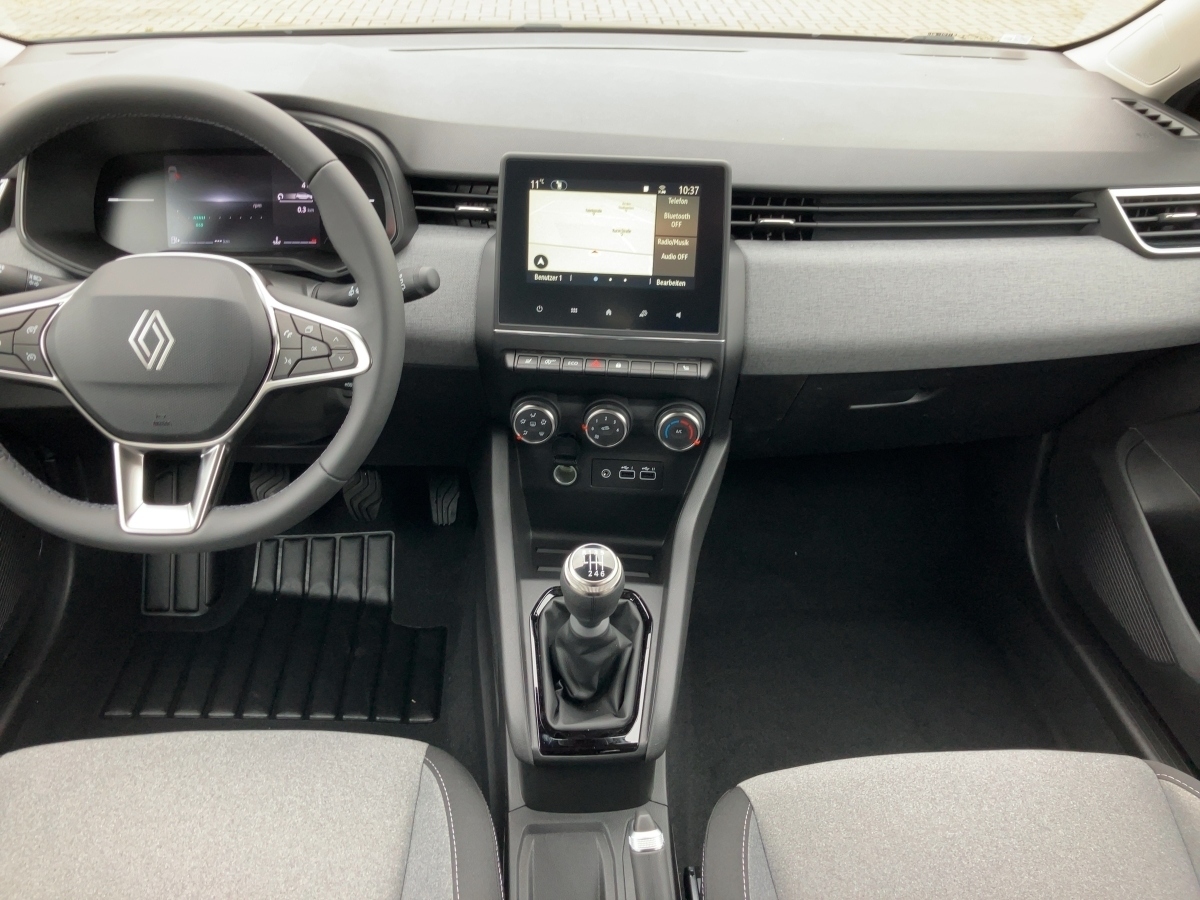Renault Clio – Bild 9