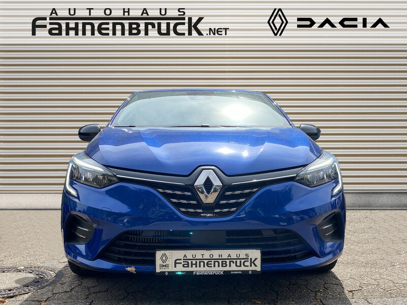 Fahrzeugabbildung Clio Scheckheft Navi Sitzheizung  Bild 6 von 20