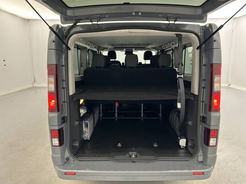 Renault Trafic Combi