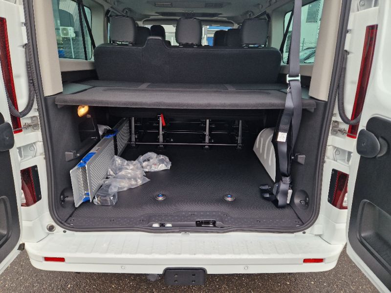 RENAULT Trafic 2024 — imagine 10