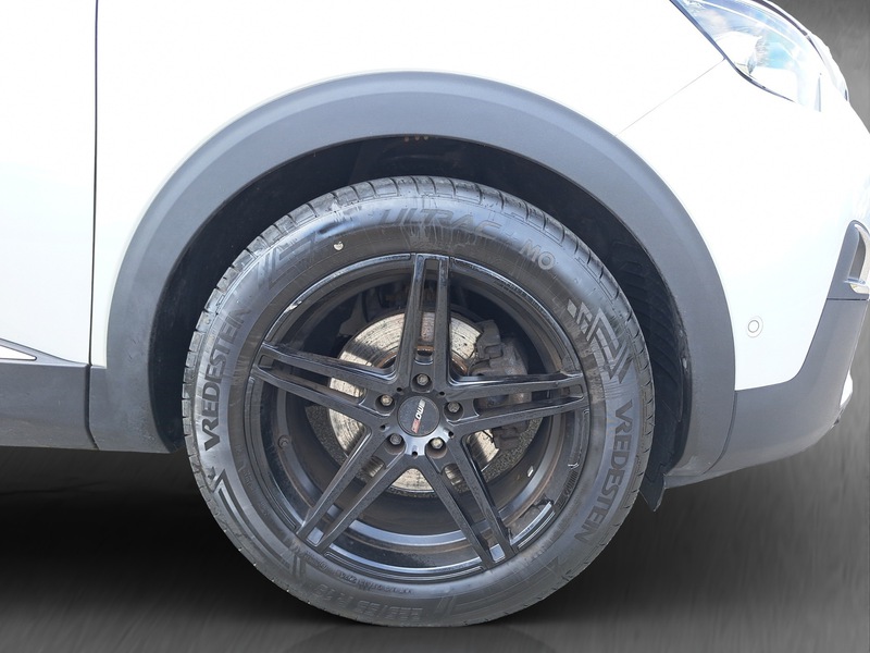 Fahrzeugabbildung 3008 1.6 THP 165 Allure GT*NAVI*KAM*SHZ* Bild 7 von 15