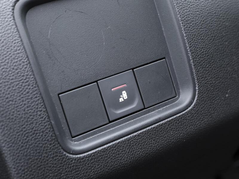 Fahrzeugabbildung Duster SHZ 360° KAMERA Bild 10 von 15