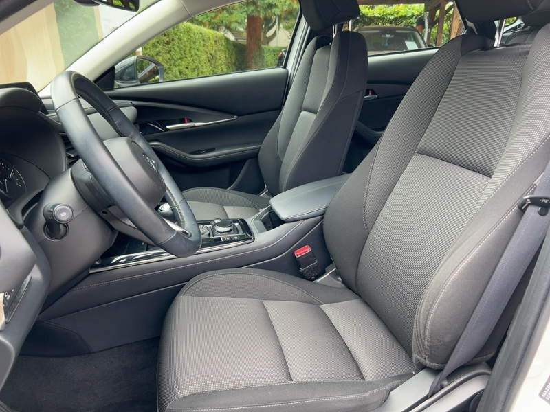 Fahrzeugabbildung CX-30 2.0 SKYACTIV-G M Hybrid Selection 2WD Bild 11 von 15