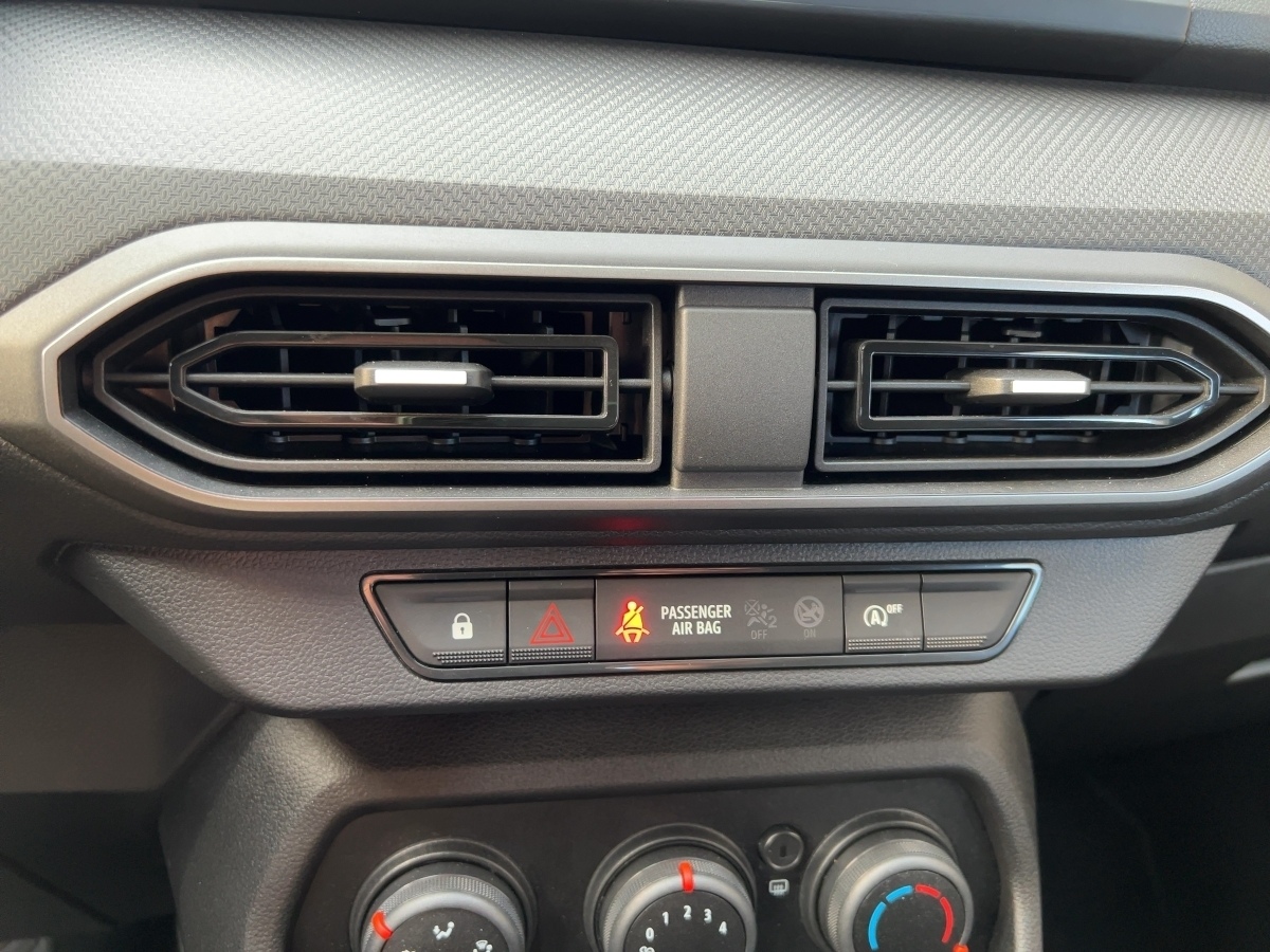 Dacia Sandero – Bild 17