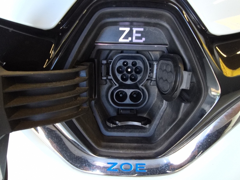 Fahrzeugabbildung Zoe Z.E.50 EXPERIENCE Klima Navi PDC Bild 6 von 20