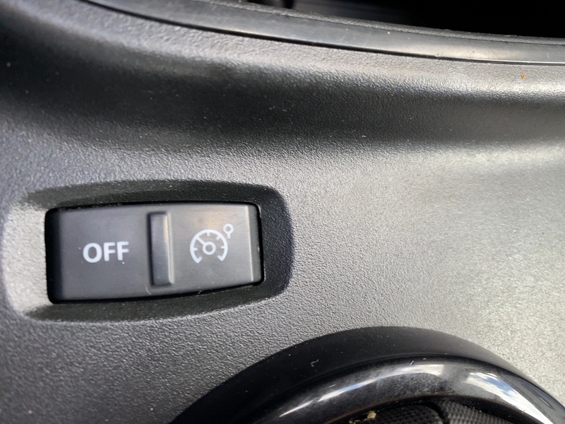 Fahrzeugabbildung Twingo ZEN SCe 65 Start & Stop Bild 20 von 21