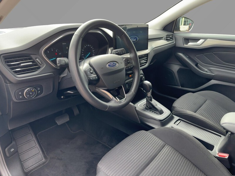 Fahrzeugabbildung Focus Titanium 1.0 EcoBoost Hybrid Bild 7 von 21